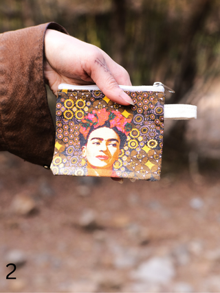 Atha Pouch