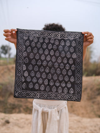 Amod Bandana