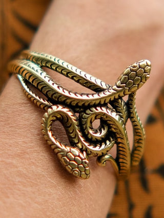 Naga Cuff