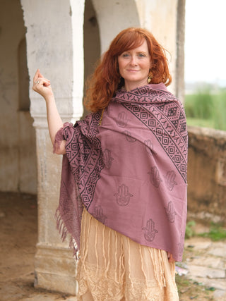 Nivita Shawl