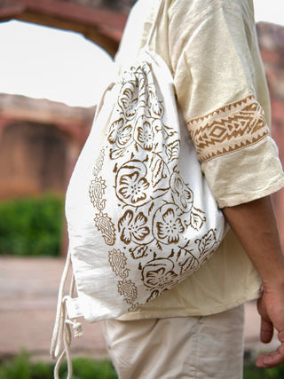 Bloom drawstring bag