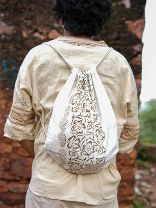 Bloom drawstring bag