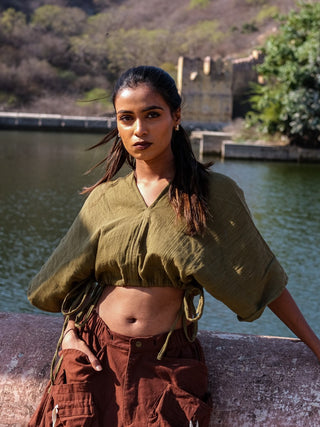 Varṇika Top