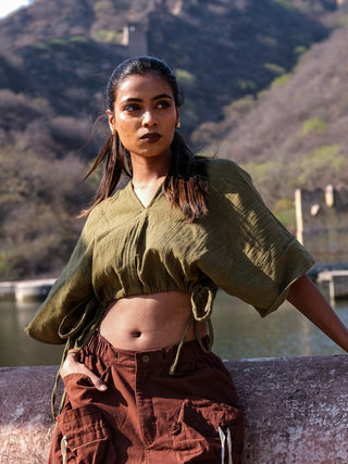 Varṇika Top