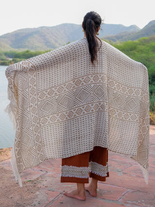 Dherya Shawl