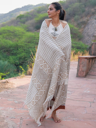 Dherya Shawl