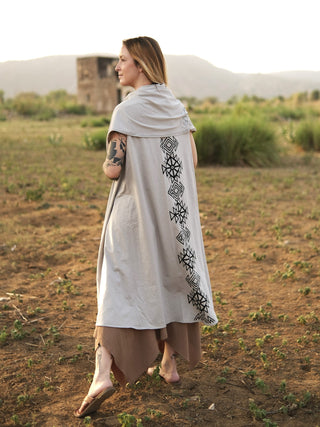 Nomadra Cloak