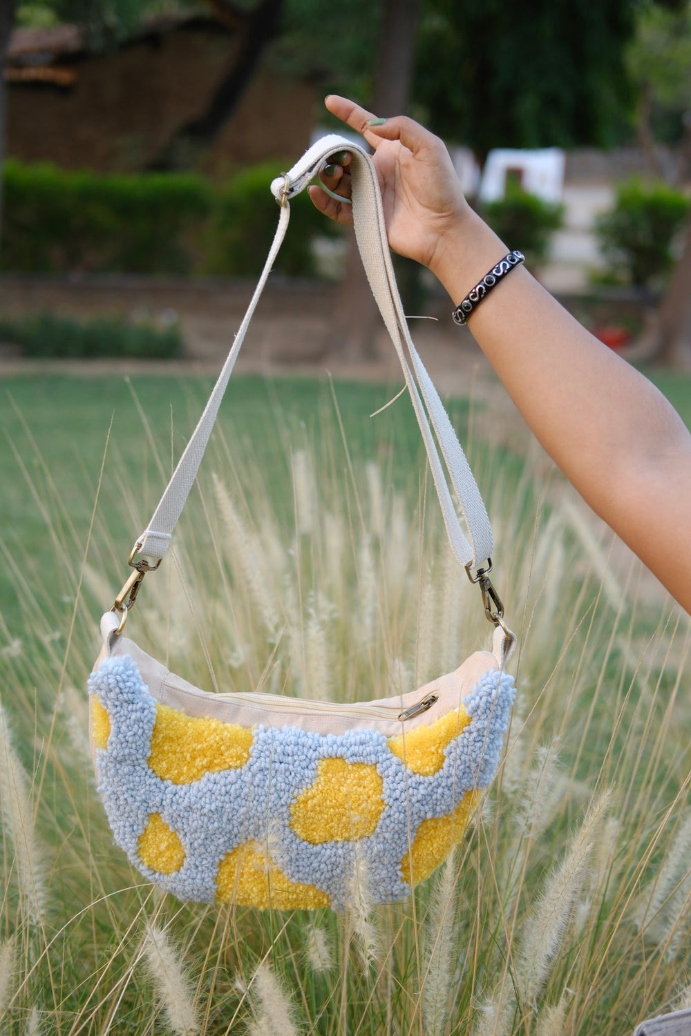Mello Tufted Sling Bag