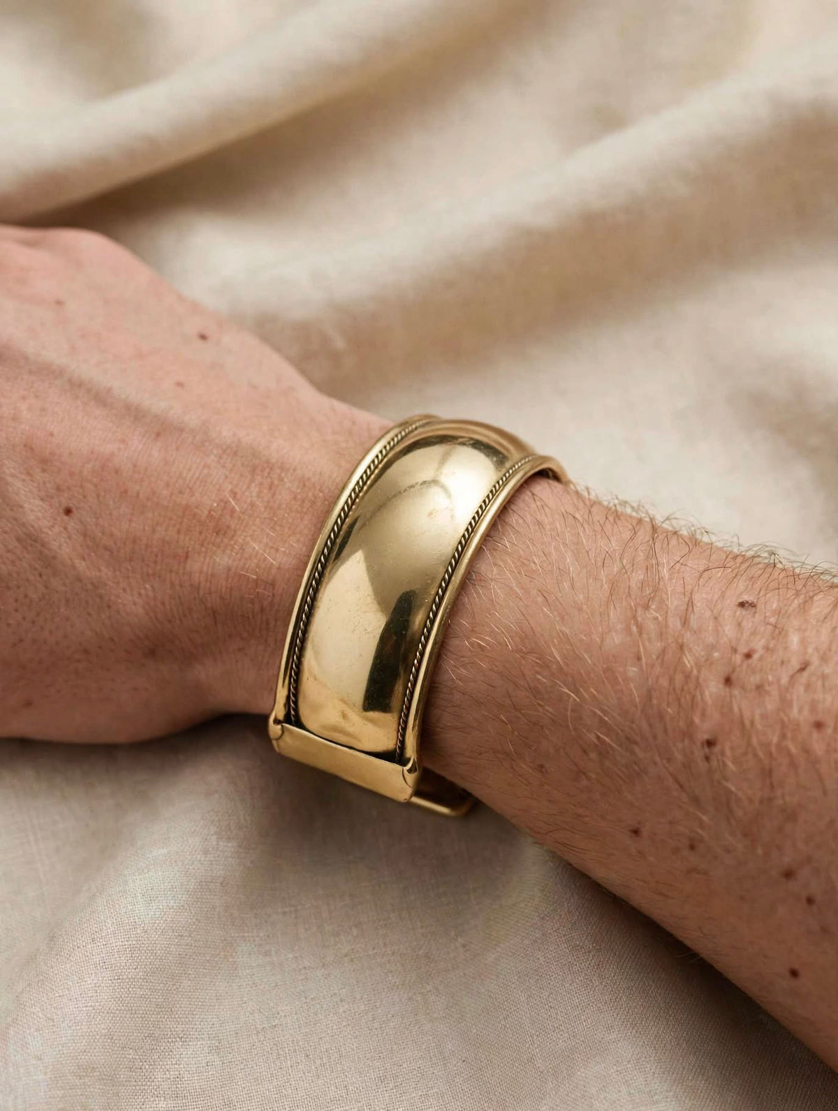 Zarrin – Antique Gold Cuff Bracelet
