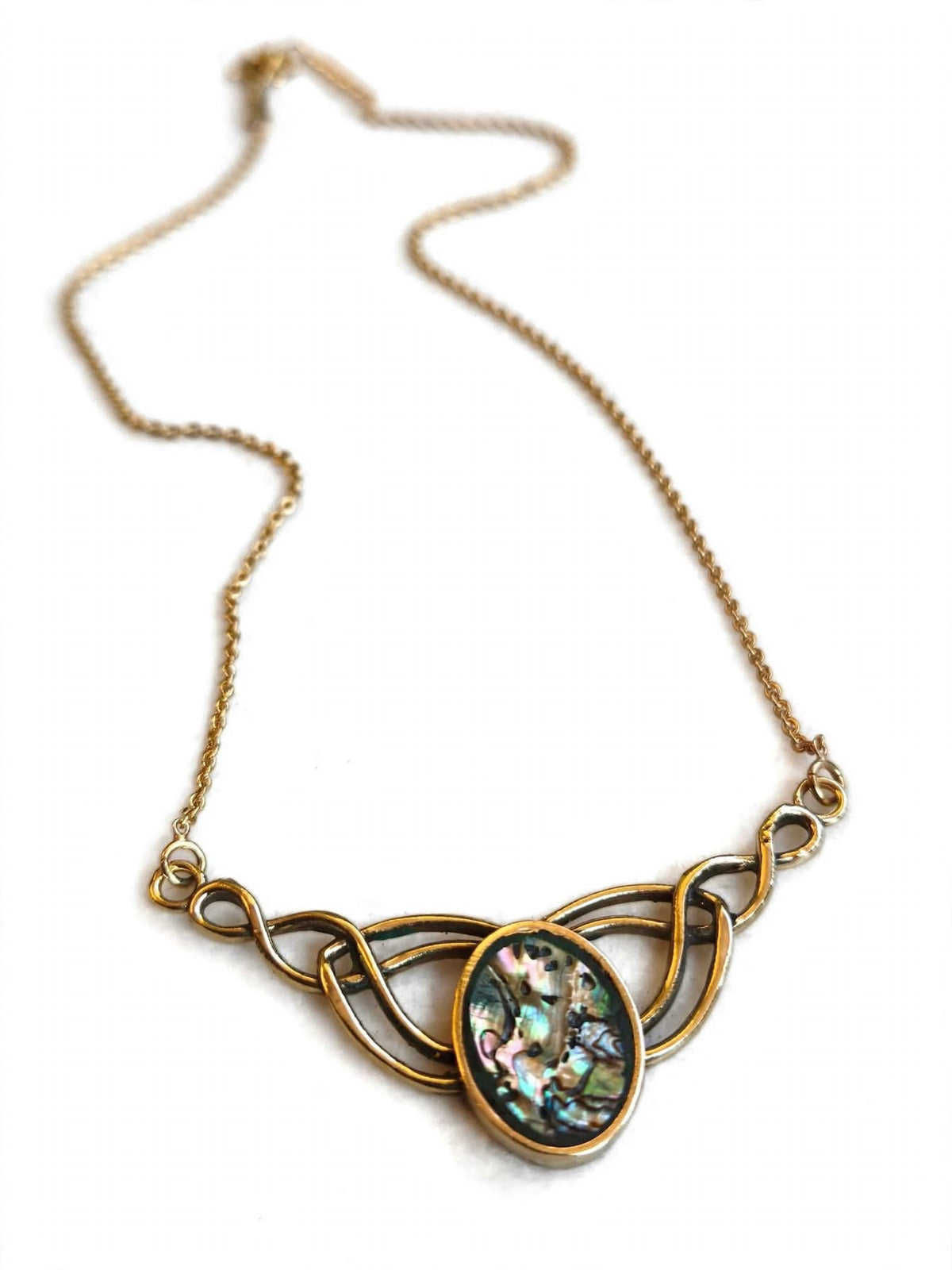 Mehr – Abalone Shell Infinity Necklace