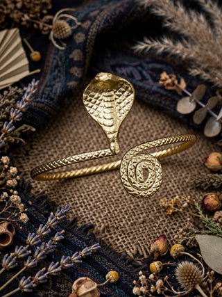 Naagvansh – Antique Gold Cobra Arm Cuff