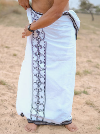 Kangura  Dhoti