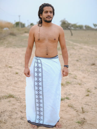 Kangura  Dhoti