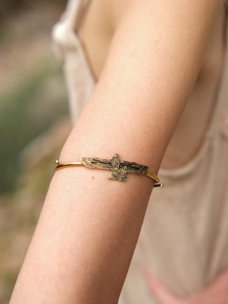 Isis Wing Armlet
