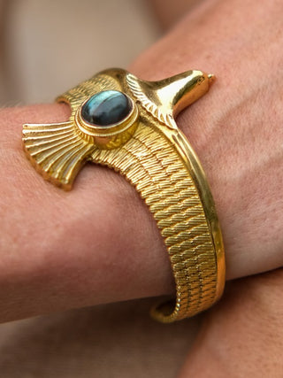 Mystic Flight Cuff