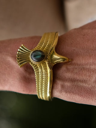 Mystic Flight Cuff