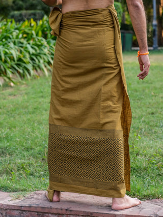 Ananda Dhoti