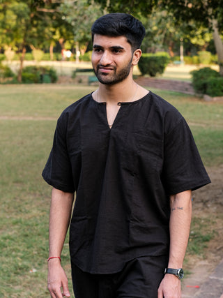 Tamas Kurta