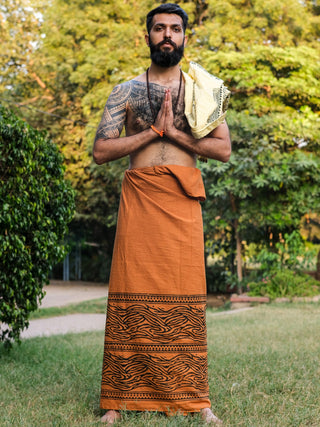 Achyut Dhoti