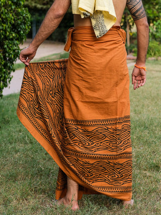 Achyut Dhoti