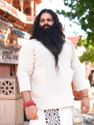 Kavina Kurta