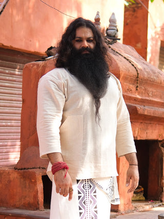 Kavina Kurta