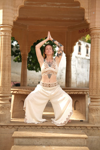 Sakhi Pants