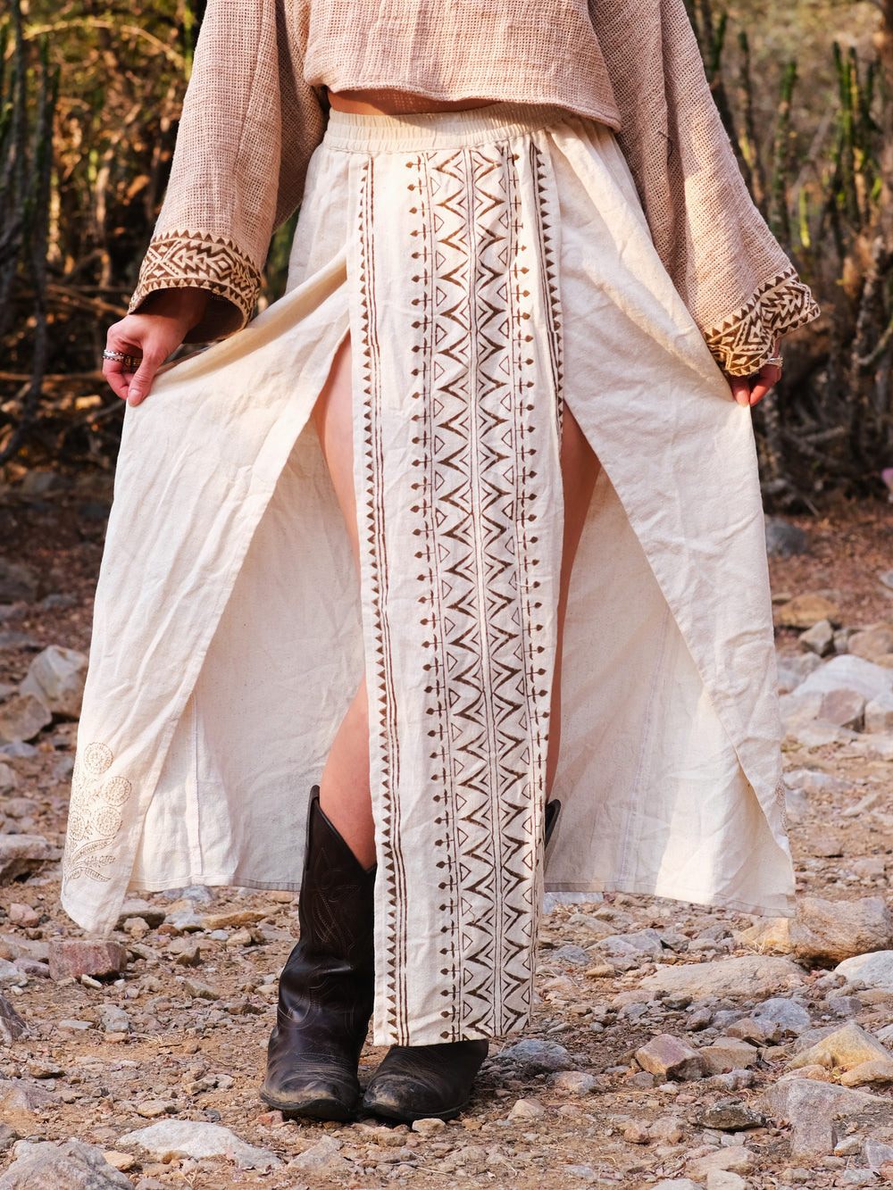 Mukthi Skirt
