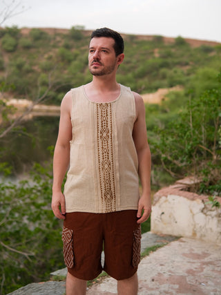 Veyru Vest