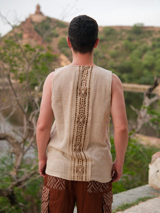 Veyru Vest