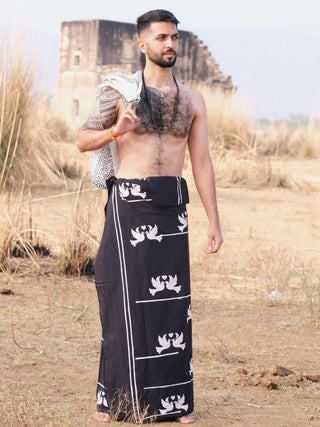 Pakhru Dhoti