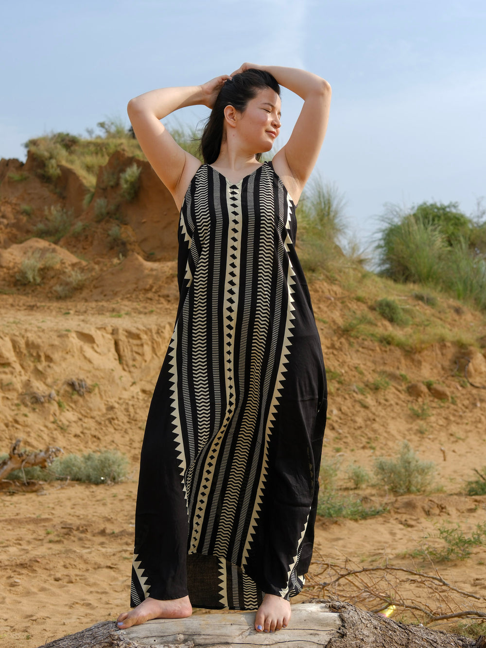Lakeer Dress