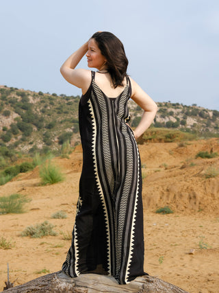 Lakeer Dress