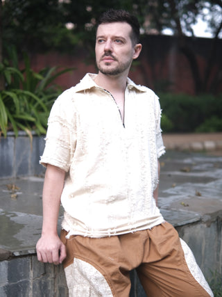 ZÉR — Textured Ivory Half-Zip T-Shirt