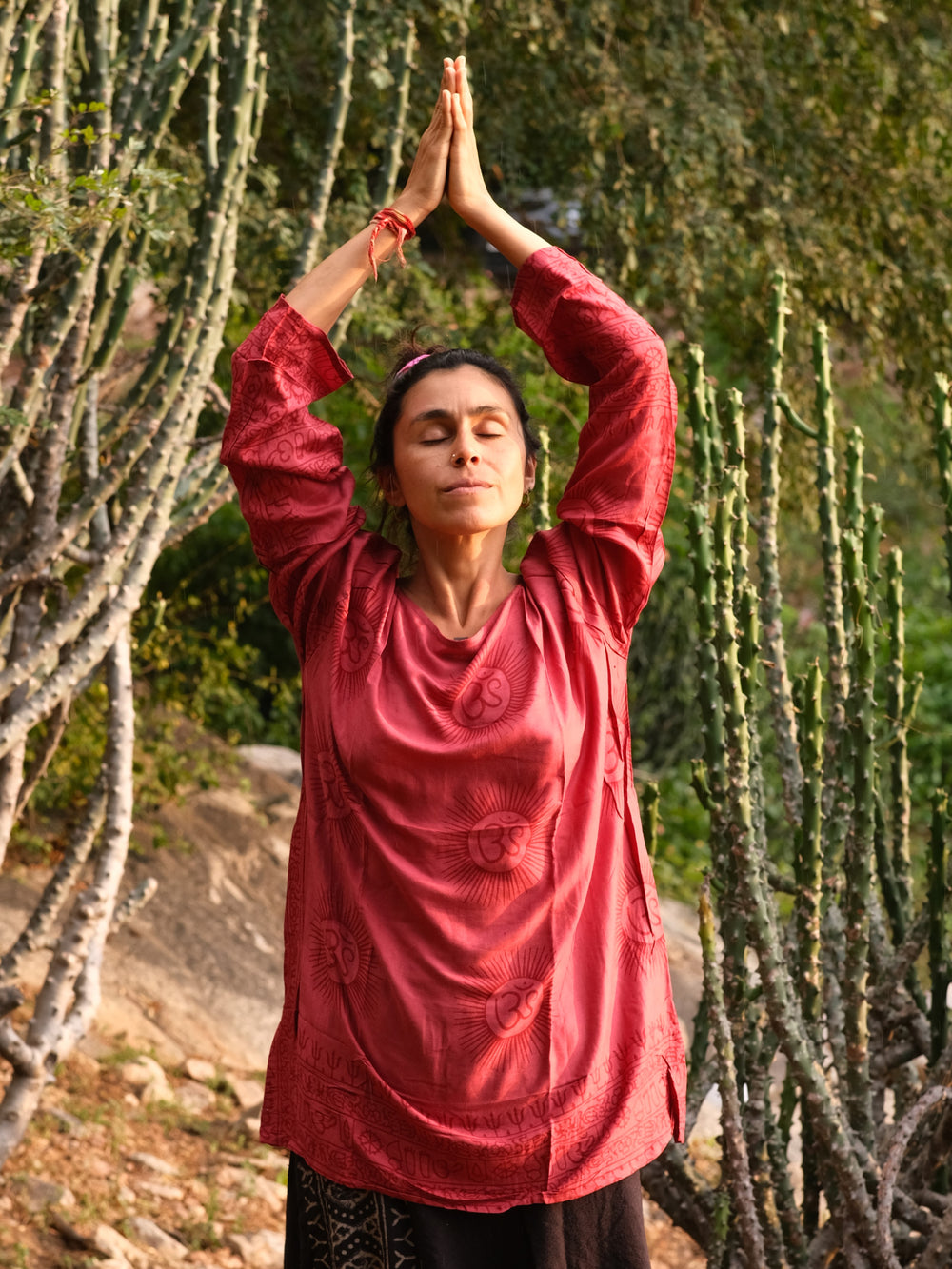 Mantra Kurta – Unisex Lightweight Viscose Kurta