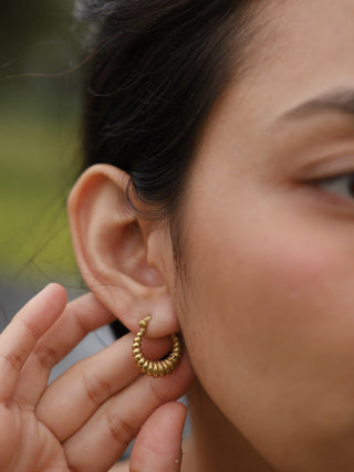 Gul-e-Raaz Hoops