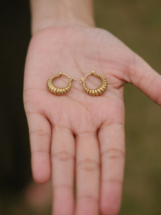 Gul-e-Raaz Hoops