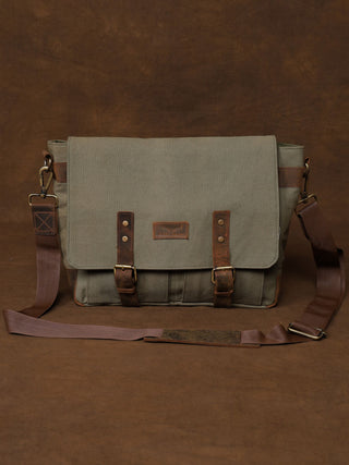 Othello messenger Bag