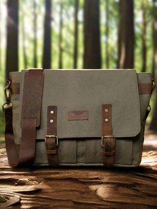 Othello messenger Bag