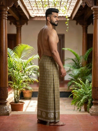 Gajarekha Dhoti