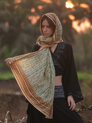 Blockprint Shawl - Crystal Heal