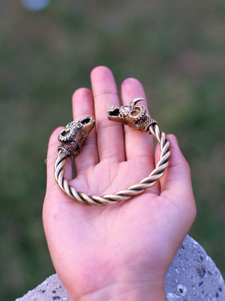 Dragon Bracelet - Crystal Heal