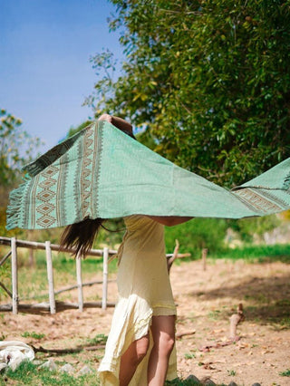 Ekam Shawl - Crystal Heal