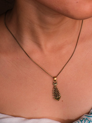 Fish bone Necklace - Crystal Heal