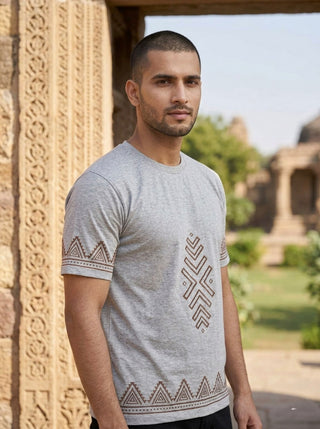 Axara Tee