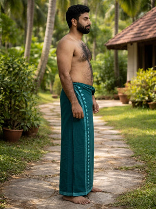 Ivaan Dhoti