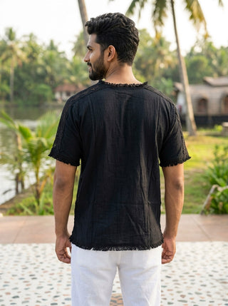 Noir Fringe Tee