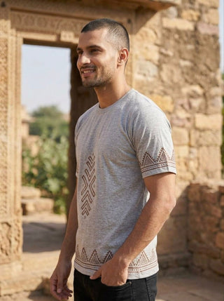 Axara Tee