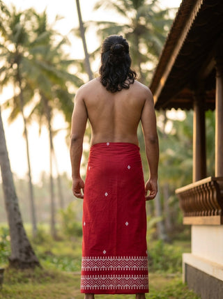 Thira Dhoti