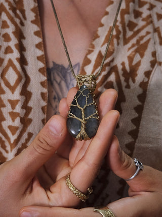 Labo Tree Necklace - Crystal Heal